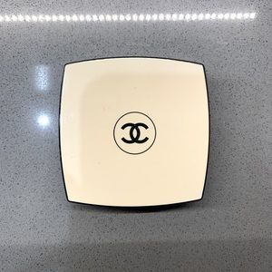 Chanel compact powder (almost) empty